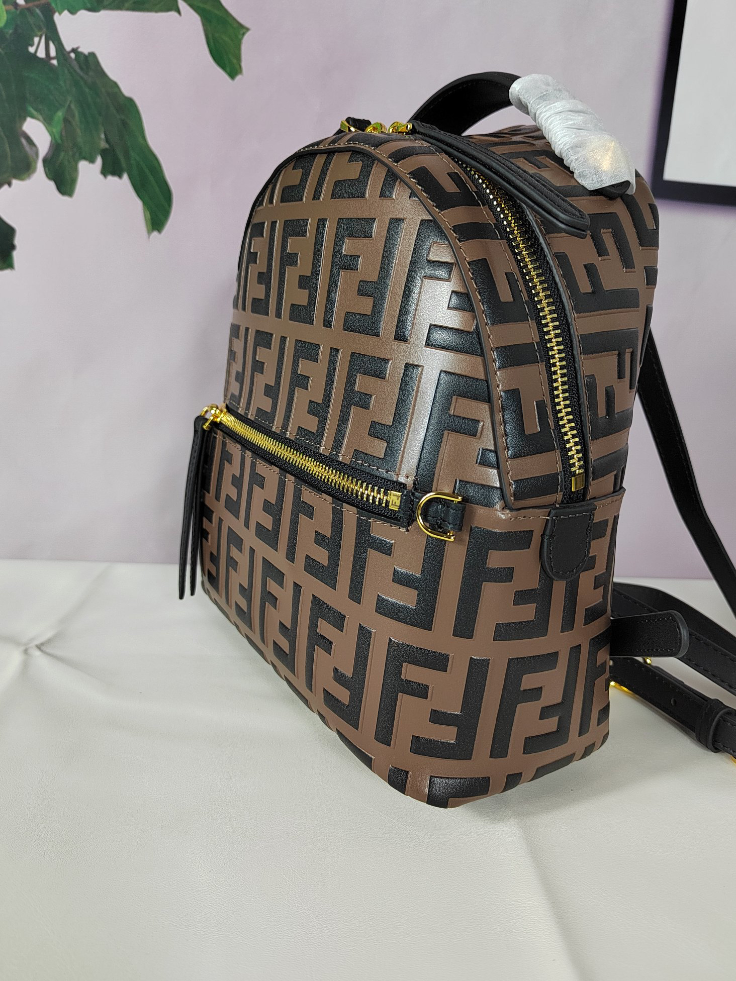 Backpack 8BZ038 in Brown