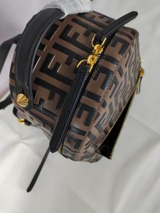 Backpack 8BZ038 in Brown