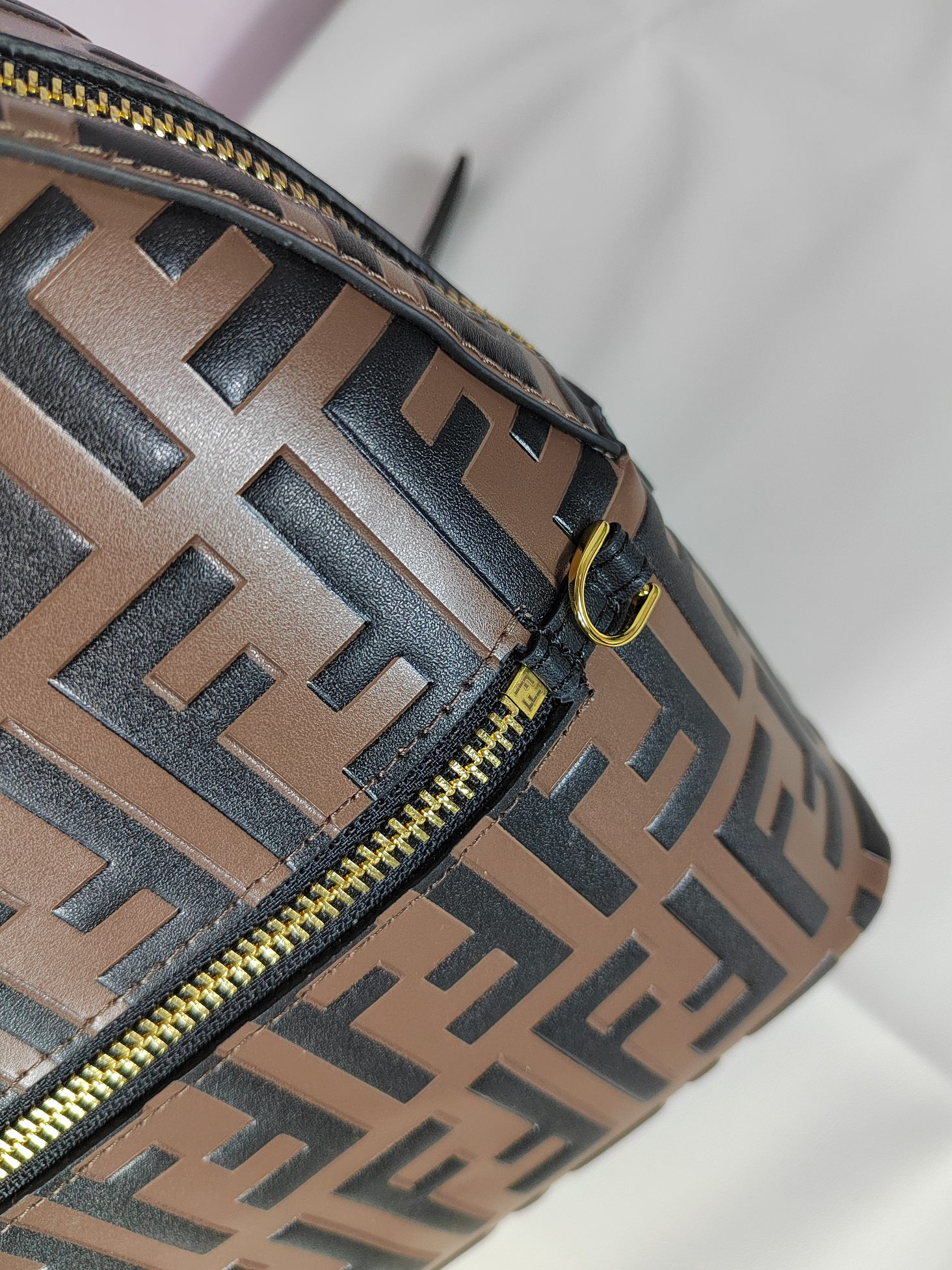 Backpack 8BZ038 in Brown