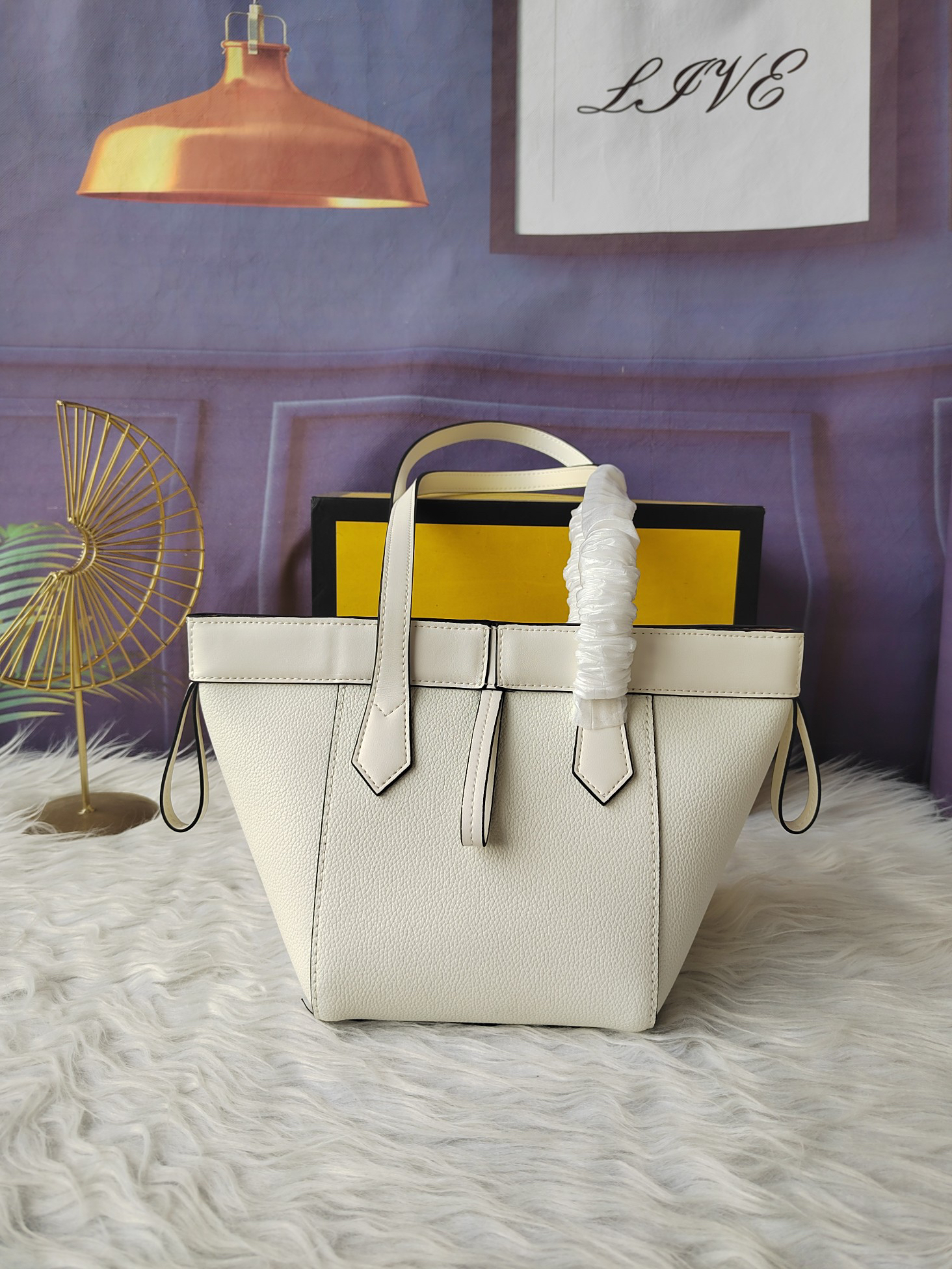 Bucket Bag 8BS083 in White
