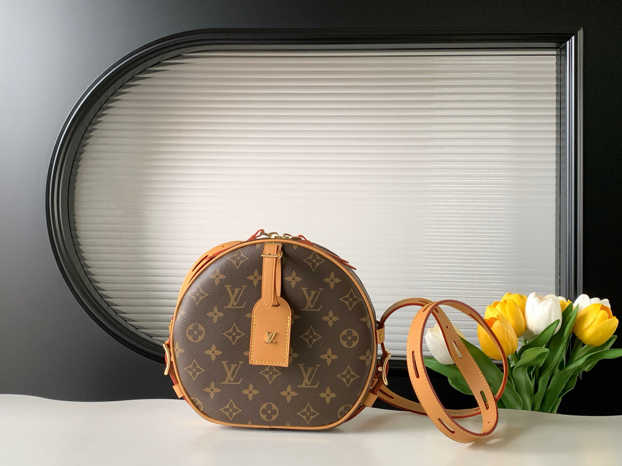 Louis Vuitton Shoulder Bag