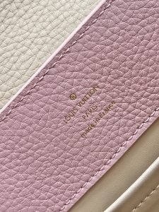 Louis Vuitton Handbag M23951