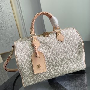 Louis Vuitton Handbag M28479
