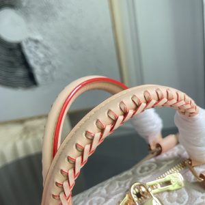 Louis Vuitton Handbag M28479