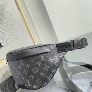 Louis Vuitton Waist Bag M46035