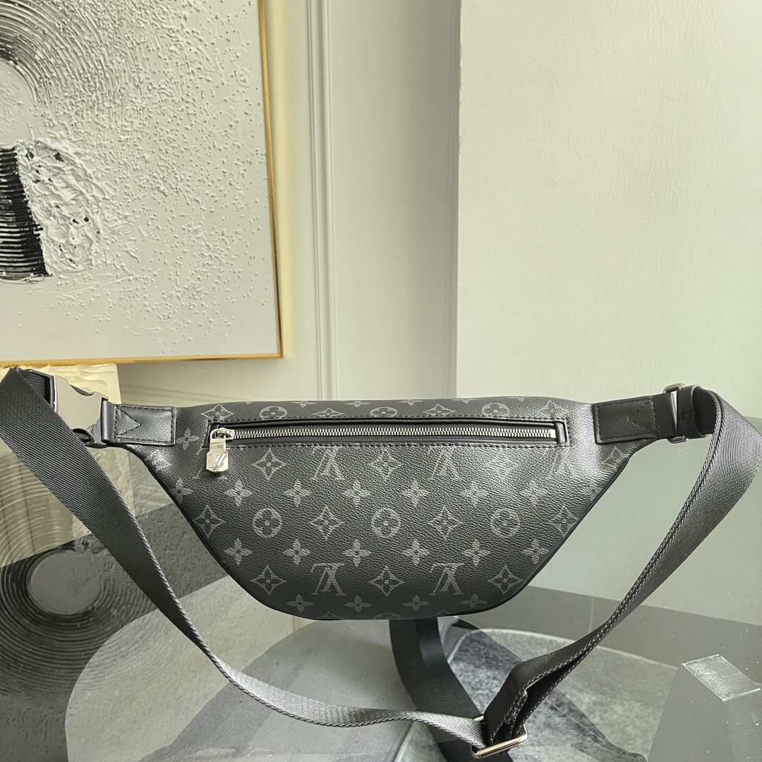 Louis Vuitton Waist Bag M46035