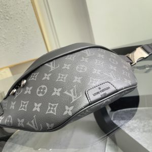 Louis Vuitton Waist Bag M46035