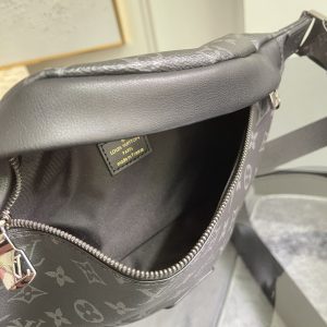 Louis Vuitton Waist Bag M46035