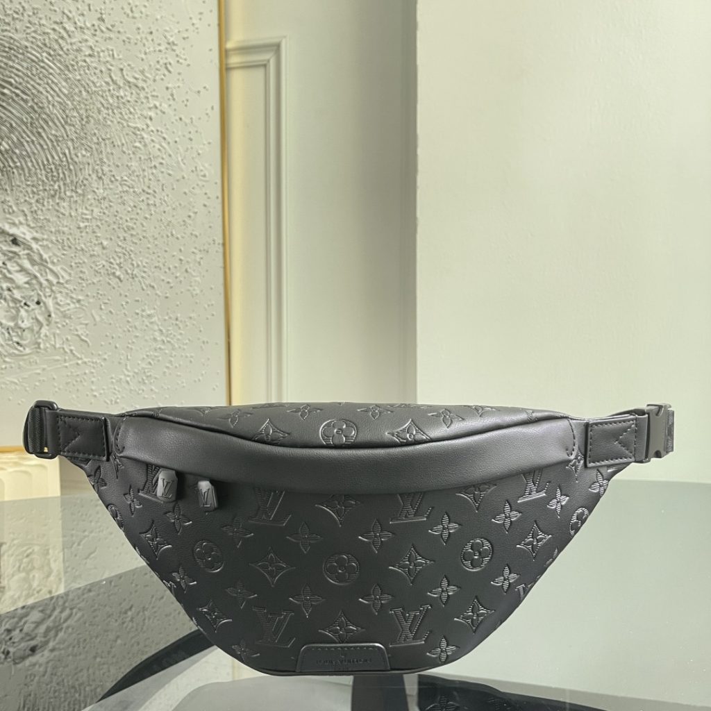 Louis Vuitton Waist Bag M46036