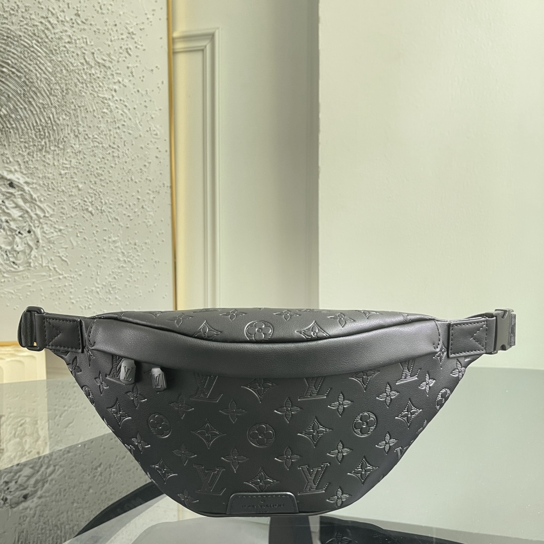 Louis Vuitton Waist Bag M46036