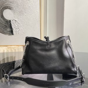 Louis Vuitton Handbag M12888 in Black