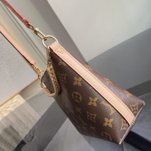 Louis Vuitton Handbag M29099