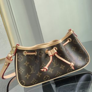 Louis Vuitton Shoulder Bag