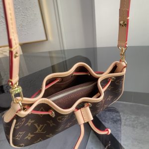Louis Vuitton Shoulder Bag