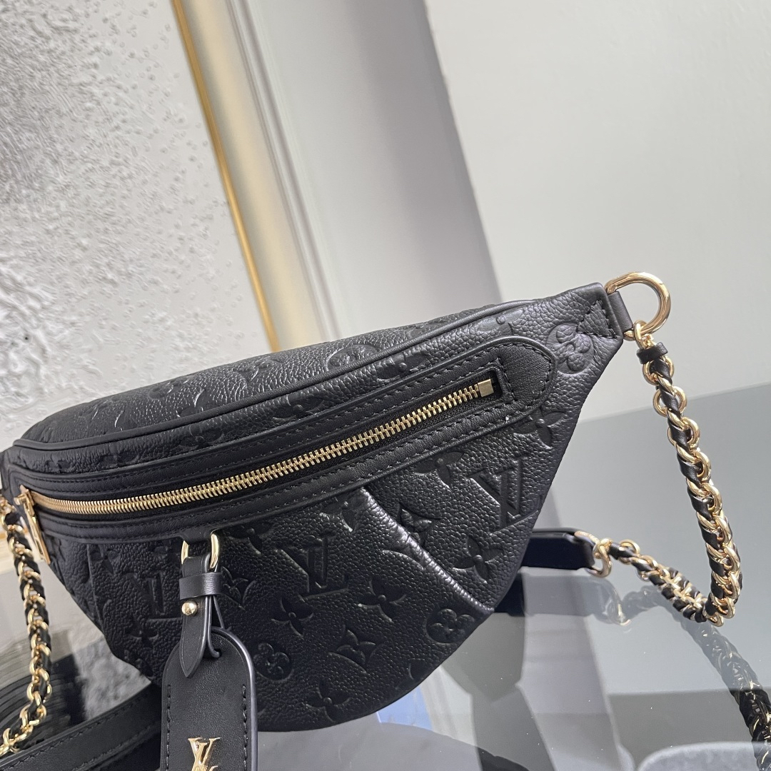 Louis Vuitton Waist Bag M14353