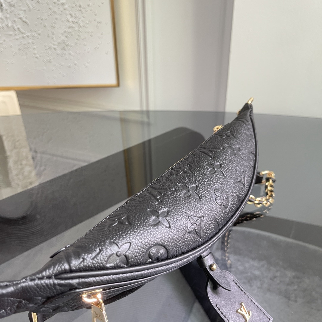 Louis Vuitton Waist Bag M14353
