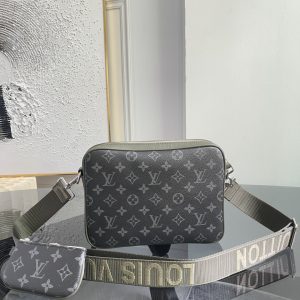 Louis Vuitton Messenger Bag M2862