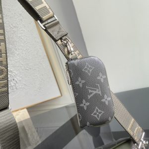 Louis Vuitton Messenger Bag M2862