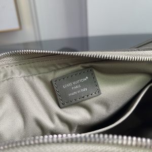 Louis Vuitton Messenger Bag M2862