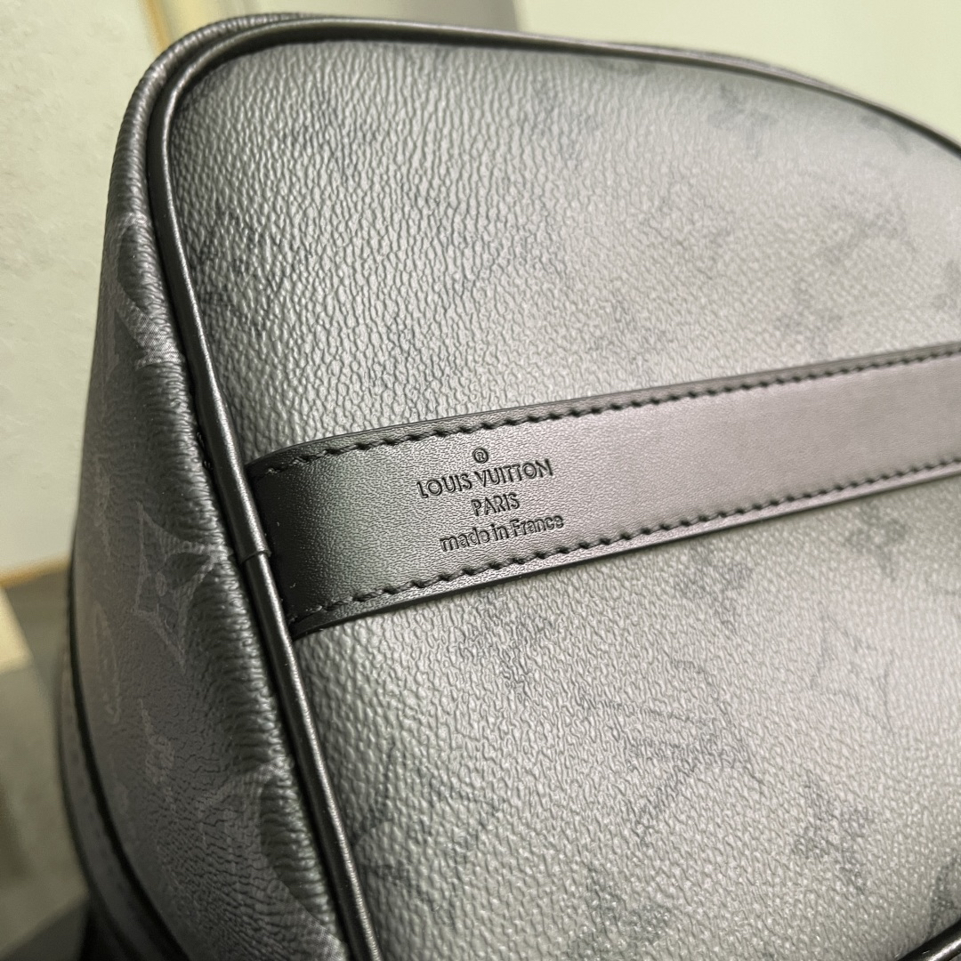 Louis Vuitton Shoulder Bag M46655