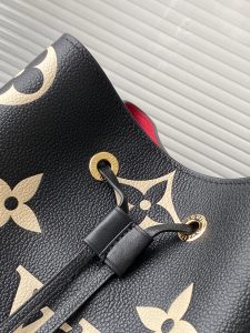 Louis Vuitton Bucket Bag M45497 in Black