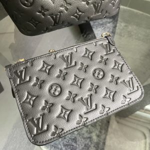 Louis Vuitton Bucket Bag M29090 in Black
