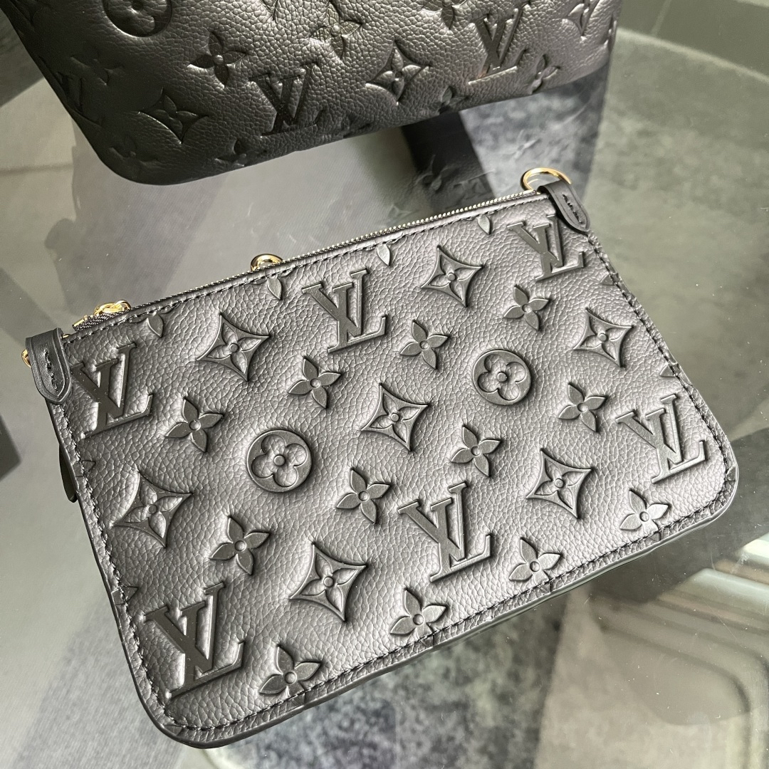 Louis Vuitton Bucket Bag M29090 in Black