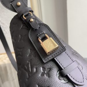Louis Vuitton Bucket Bag M29090 in Black