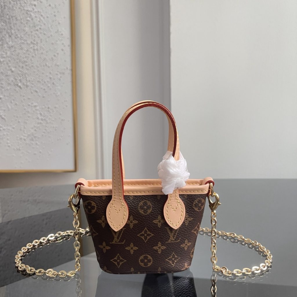 Louis Vuitton Tote Bag M29557