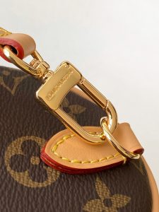 Louis Vuitton Handbag M81086