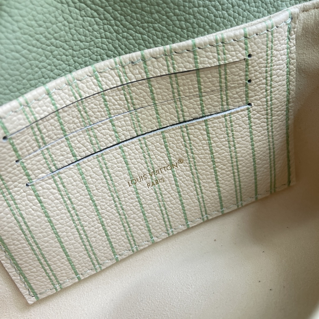 Louis Vuitton Card Holder M29380 in Blue
