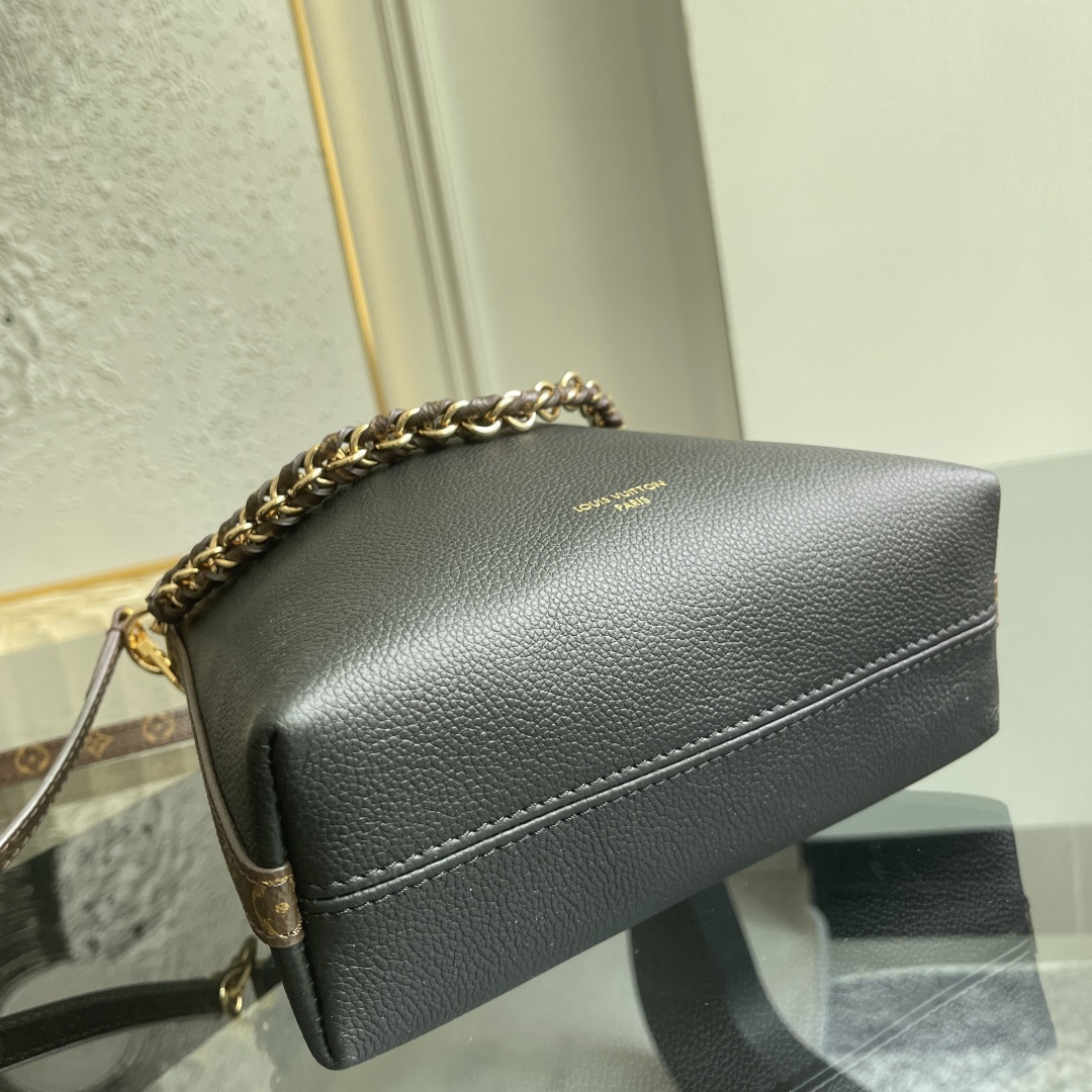 Handbag in Black