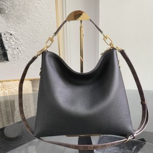 Louis Vuitton Handbag M29195 in Black