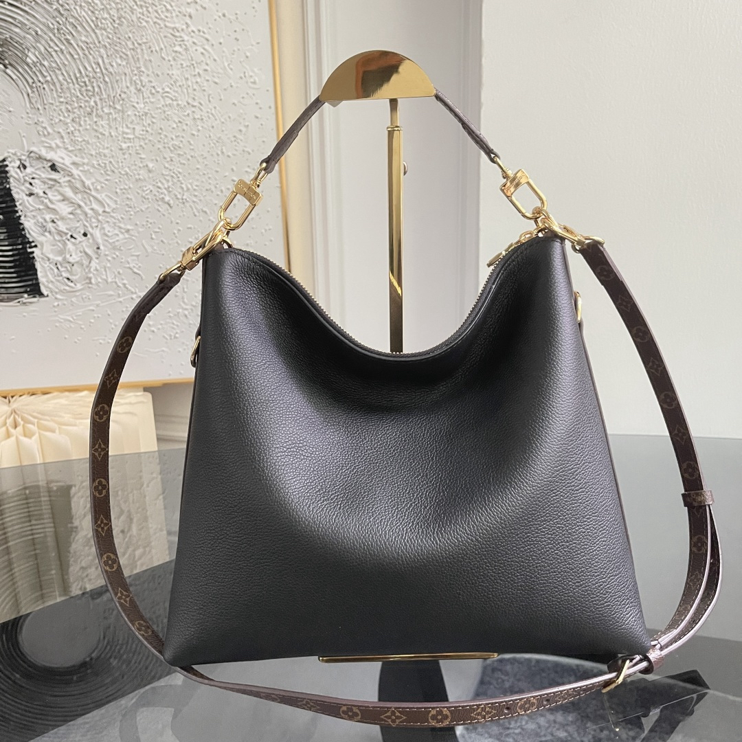 Louis Vuitton Handbag M29195 in Black