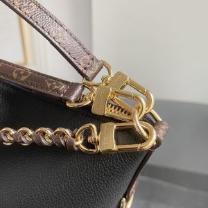 Louis Vuitton Handbag M29195 in Black