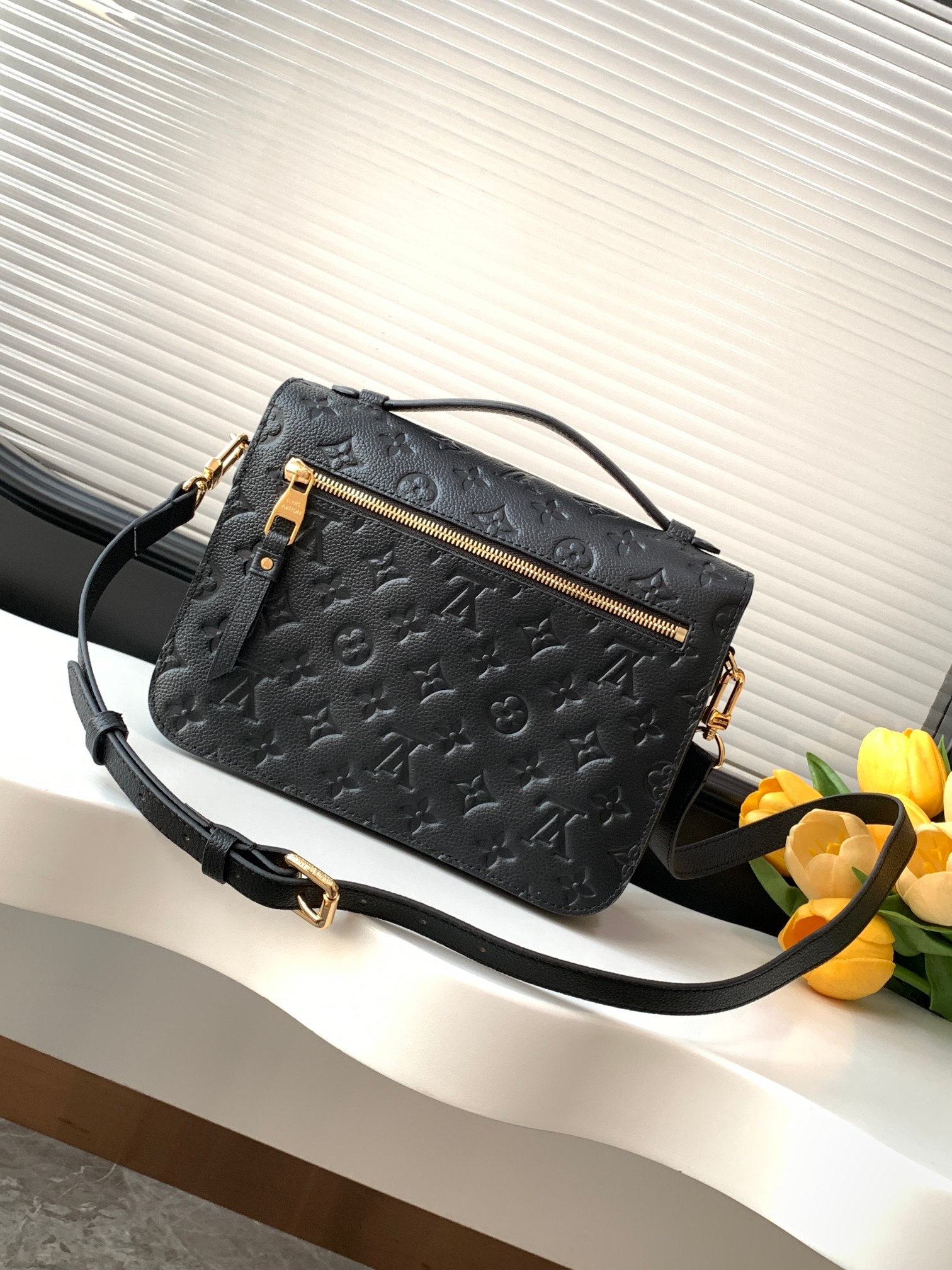 Louis Vuitton Pochette Metis Backpack M44881 in Black