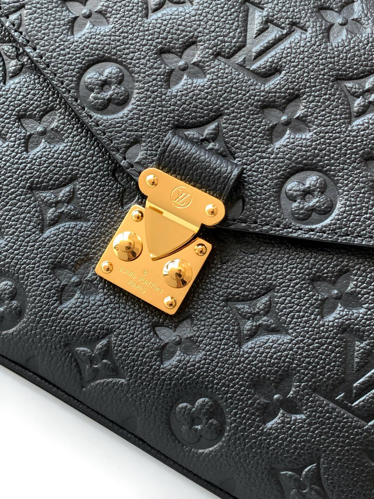 Louis Vuitton Pochette Metis Backpack M44881 in Black