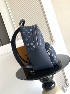 Louis Vuitton Backpack M28575
