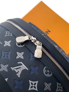 Louis Vuitton Backpack M28575