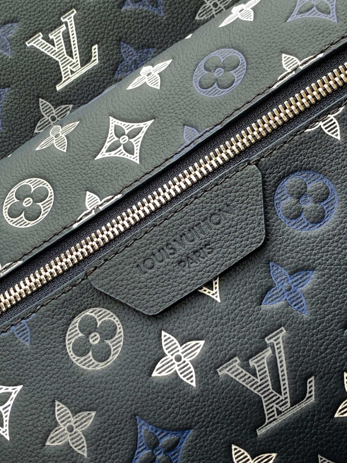 Louis Vuitton Backpack M28575
