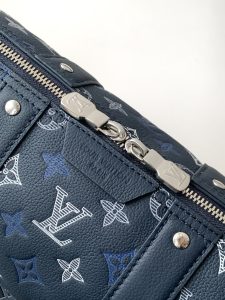 Louis Vuitton Handbag P780