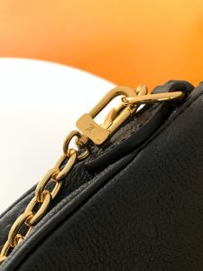 Louis Vuitton Handbag P580