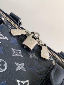 Louis Vuitton Handbag M28836