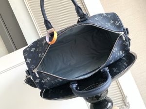Louis Vuitton Handbag M28836