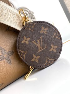 Louis Vuitton Handbag M46373