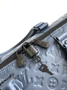 Louis Vuitton Handbag M14840