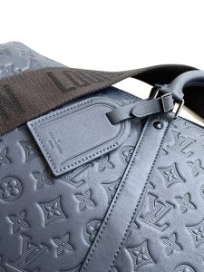 Louis Vuitton Handbag M14840