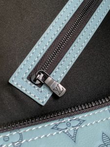 Louis Vuitton Handbag M14842