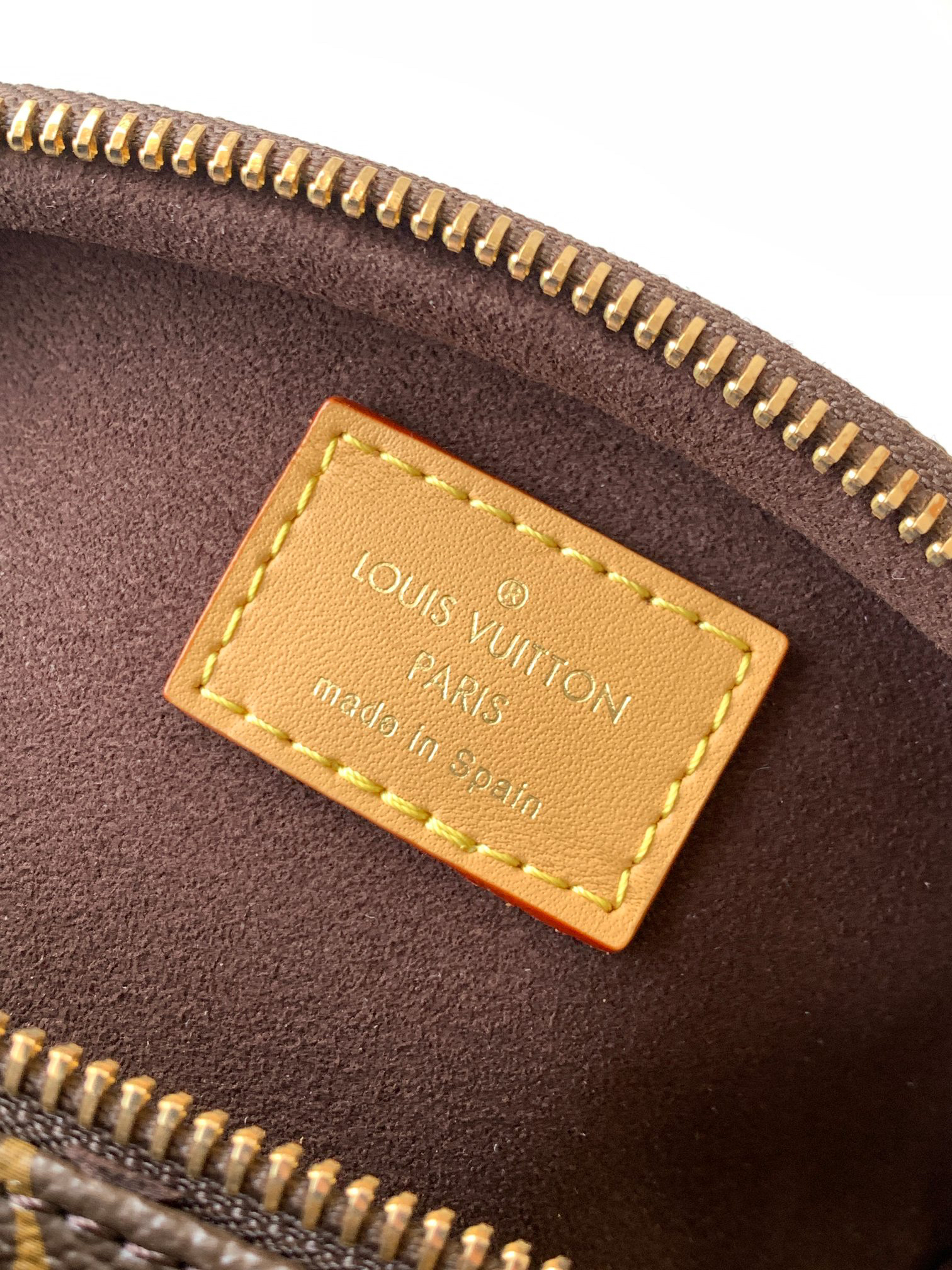 Louis Vuitton Waist Bag M82335