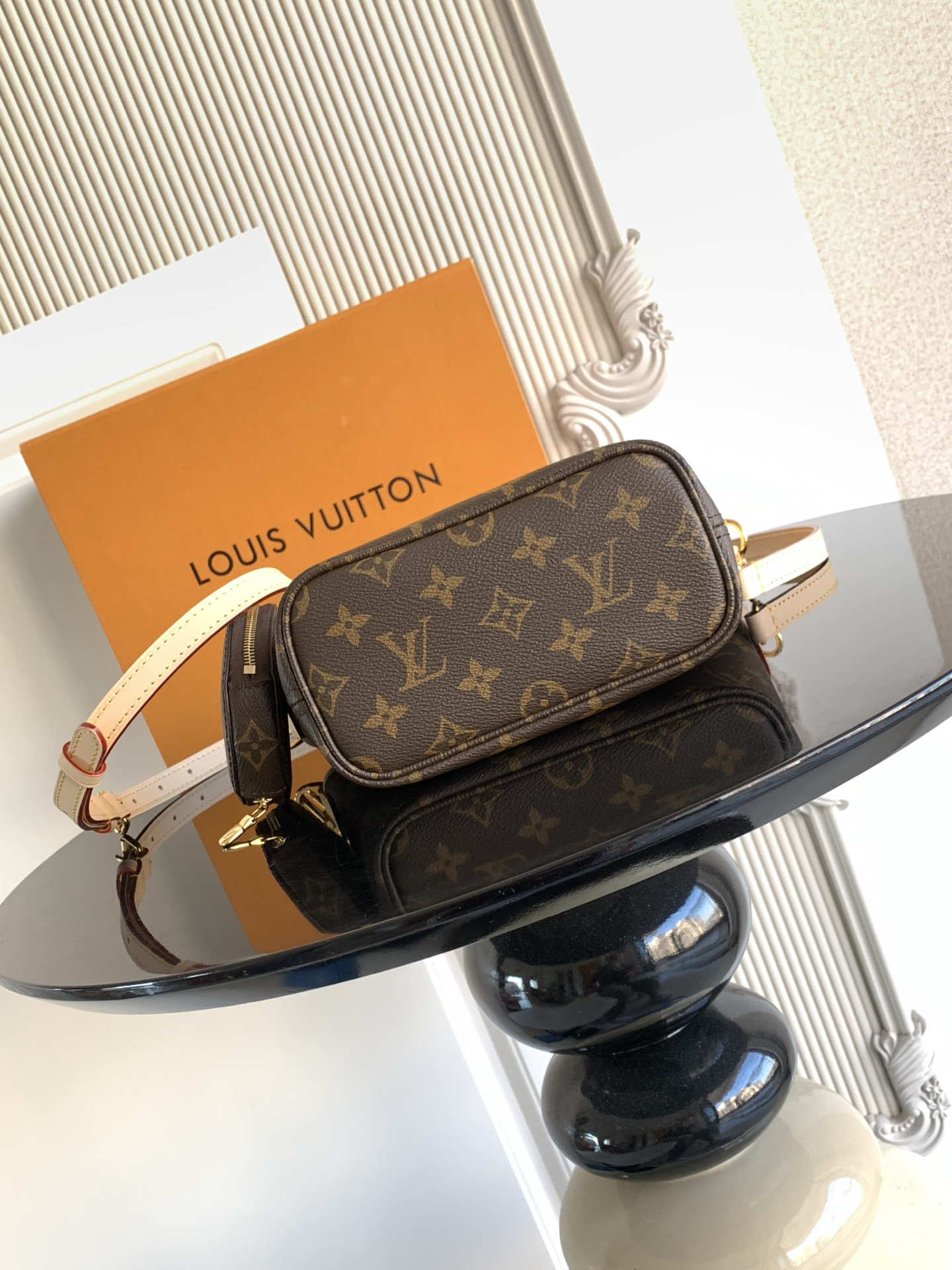Louis Vuitton Tote Bag M46705